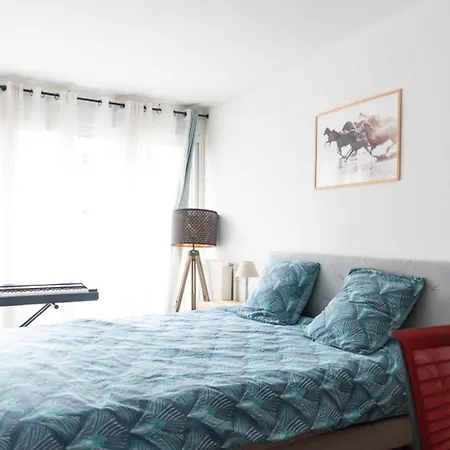 Spacious Nest Just Outside Paris * Levallois-Perret